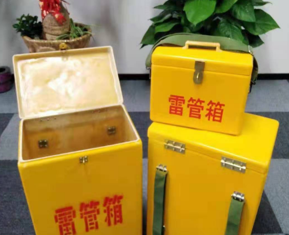 梁河玻璃钢雷管箱有哪些特点